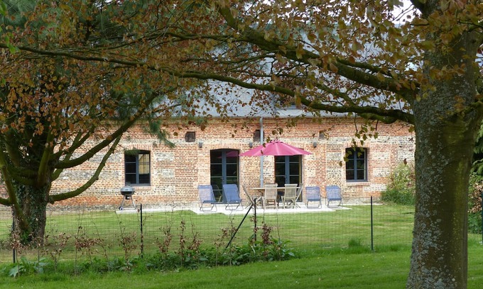 Cottevrard Haus | Former stables of the Château de Grosmesnil