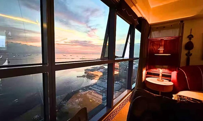 Ermita Resort | Sea Family Room in Front of US Embassy