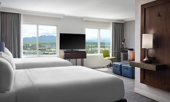 Broomfield Haus | Fully renovated all-suite hotel with views of the Flatirons
