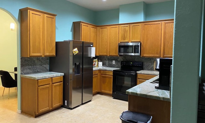 Houston Haus | Pet friendly lovely house room 3 shared bathroom