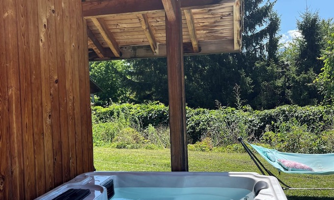 Chaparon Skihütte | Between lake and mountains Chalet 136 m2 + maisonnette 36 m2/swimming pool /jacuzzi