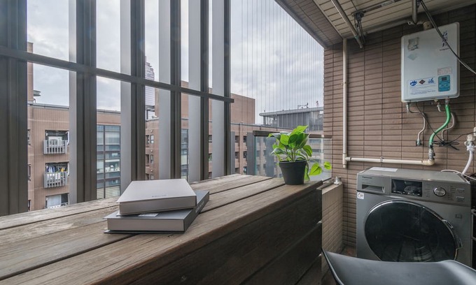 Zhongzheng Eigentumswohnung | Stylish & Convenient 1B1b attached to Taipei Main Station