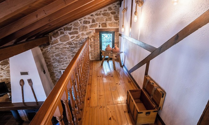 Cuacos de Yuste Hütte | Rural house * Paraje de Yuste. Ideal for families and groups, pets allowed