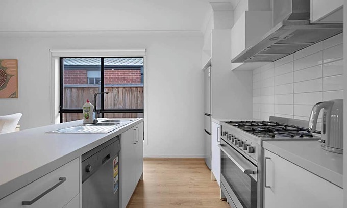 Melton South Haus | Stylish & Perfect for Relaxation