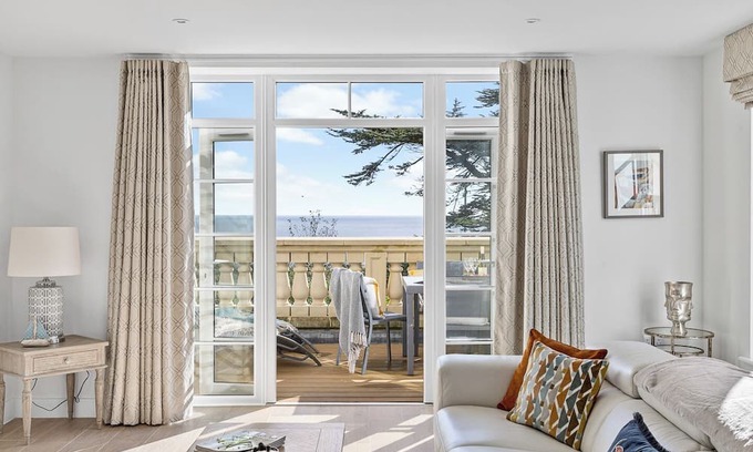 Carlyon Bay Wohnung | Luxury for 6 near Fowey & Eden Project - Beach & Golf