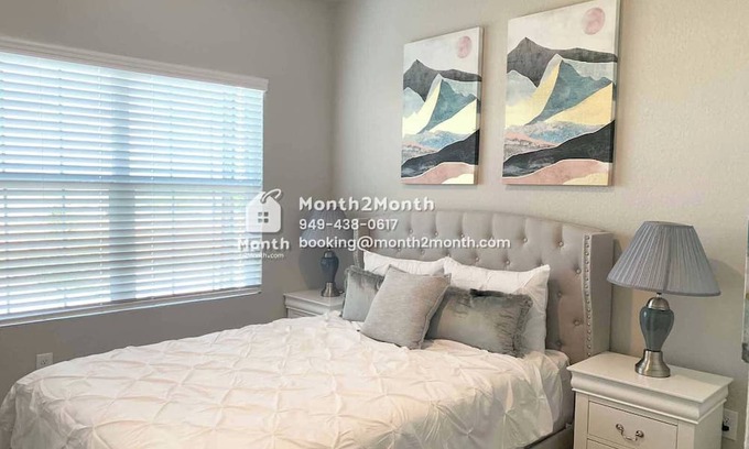 San Antonio Haus | Utopia on Booker Trail E#41225