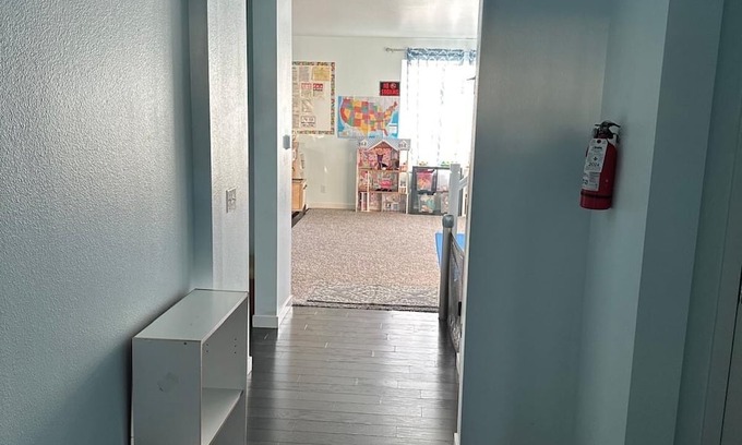 Kent Haus | Welcoming 2-bedroom house in Kent with WiFi