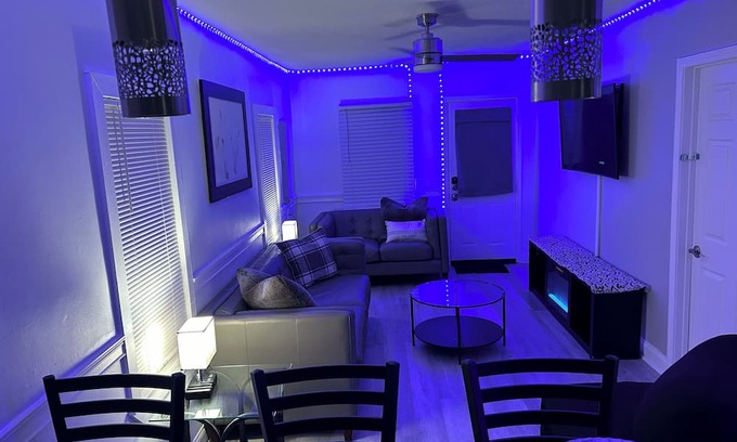 Riverview Haus | 3-bedroom cottage in beautiful Jacksonville Florida with WiFi, AC, and heating.