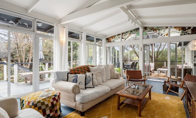 St Leonards Haus | Seaside Sanctuary - Beautiful family home located right next to the beach.