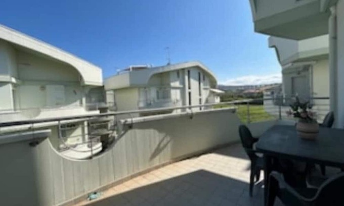 Tortoreto Lido Wohnung | Tortoreto, sea front, duplex apartment with pets allowed