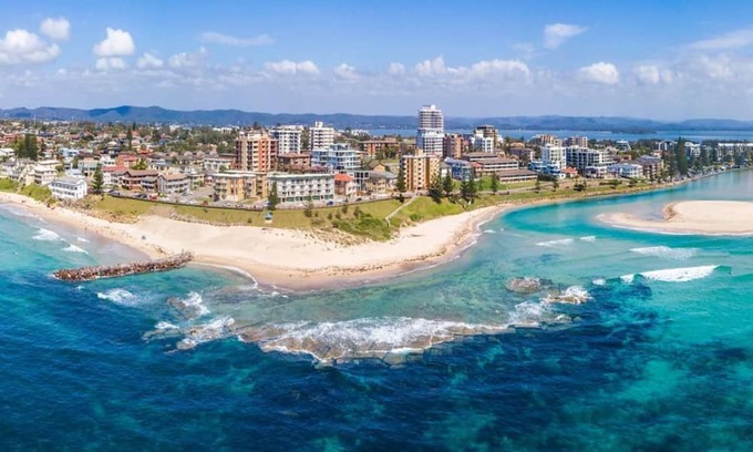 Forresters Beach Haus | Beachside Bliss Forresters Beach
