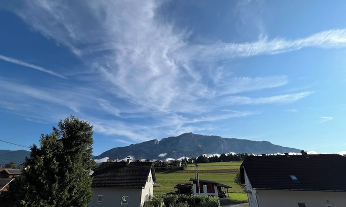 Hohenthurn Haus | Fair-priced and compact rooms overlooking Dobratsch (10 mins to Dreiländereck)