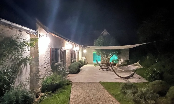 Saint-Ouen-les-Vignes Haus | Longère à la Campagne Avec Piscine Intérieure, Idéale Famille . Animaux Acceptés