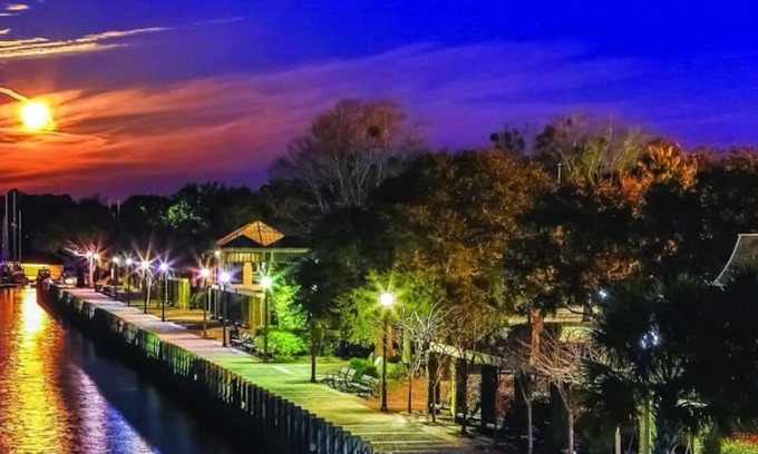 Yemassee Hütte | Tiny House nestled on private farm. Just 1 mile off of I-95!