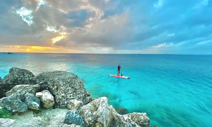 Playa Haus | Treasure By The Sea Bonaire: 3 Houses, 4 Bedrooms, 3 Kitchens, By The Ocean