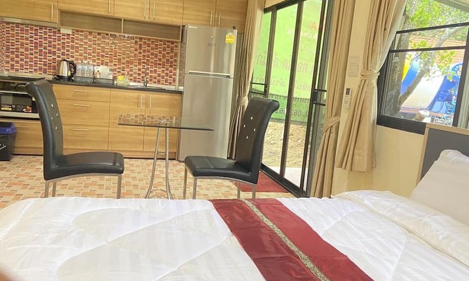 Hang Dong Wohnung | Fully furnished 32 SQM studio with kitchen, wifi and pool access.
