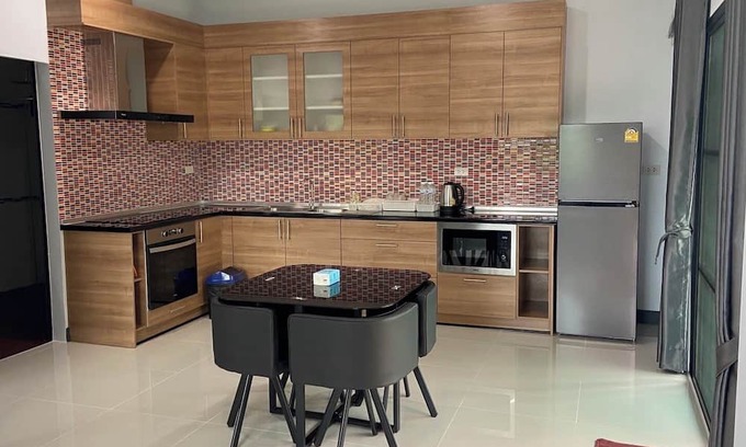 Hang Dong Haus | Fully furnish 44 SQM bungalow, western kitchen, pool access on site (Unit1)