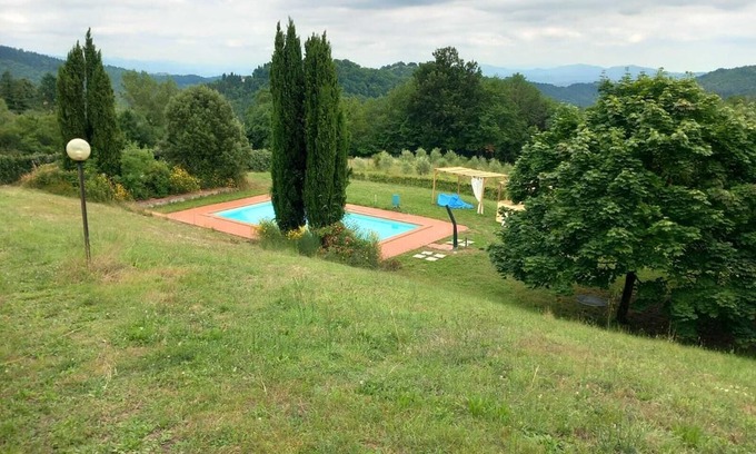 Sant Ippolito Wohnung | Apartment 'Girasole' with Shared Pool, Private Garden and Wi-Fi