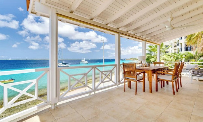 Playa Pabou Wohnung | Kas Kokki - Charming 1-bedroom oceanfront apartment