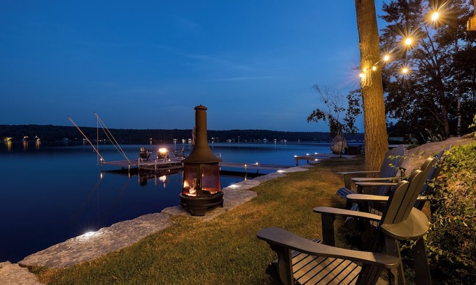 Trent Lakes Hütte | Relaxing Waterfront Oasis – Lakehouse on the Rocks
