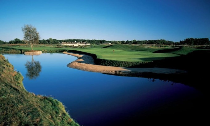 Bath Haus | The Nest House Stay & Play