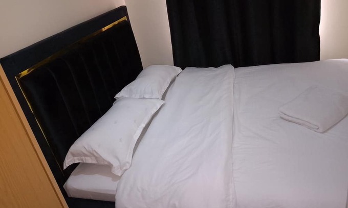 Thika Wohnung | New and Clean apartment in pleasant Thika with AC, WiFi