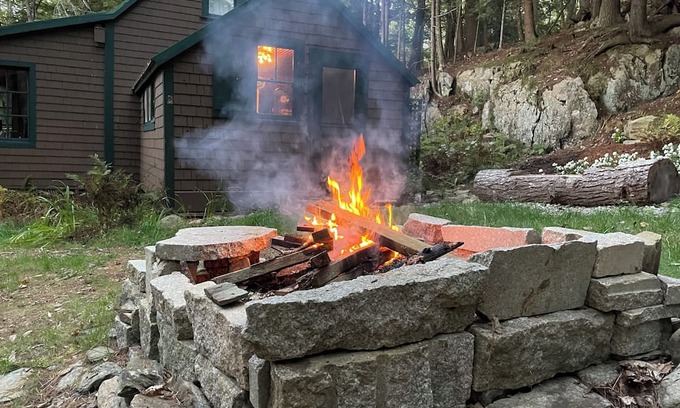 Bucksport Kabine | Rustic cabin on waterfront in Bucksport w/ modern plumbing, views, & privacy.