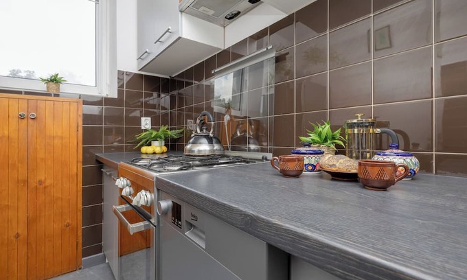 Saska Kepa Wohnung | Apartment With Balcony by Renters