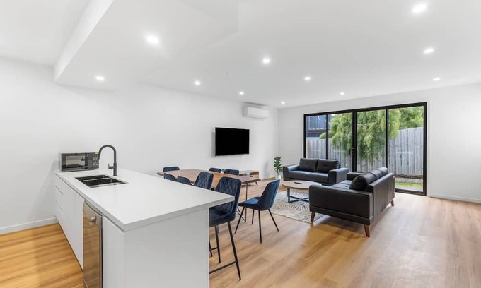 Highton Haus | Highton Getaway in Style&Comfort
