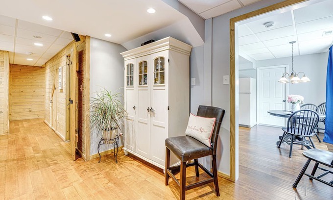 Louisa Haus | Cozy Louisa Escape w/Patio + Pool Access!