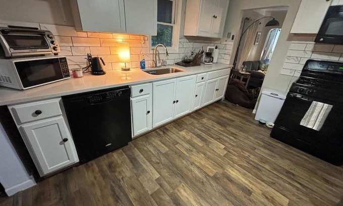 Woodmere Haus | Room in Beachwood: 1 Bedroom, King bed.