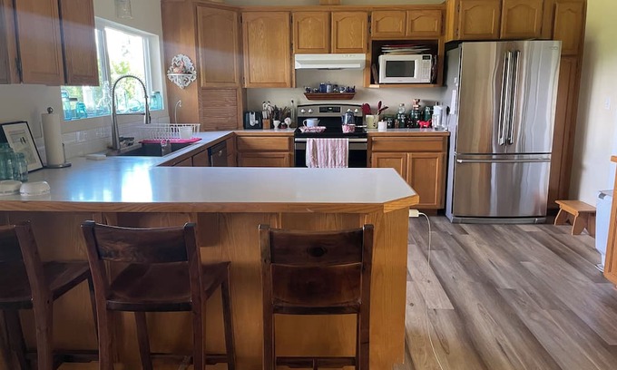 Scappoose Haus | Charming 3-bedroom house on 5 acres with WiFi and AC in delightful Scappoose