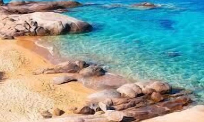 Agios Prokopios Wohnung | Luxurious 1BR Suite with Private Pool on Naxos