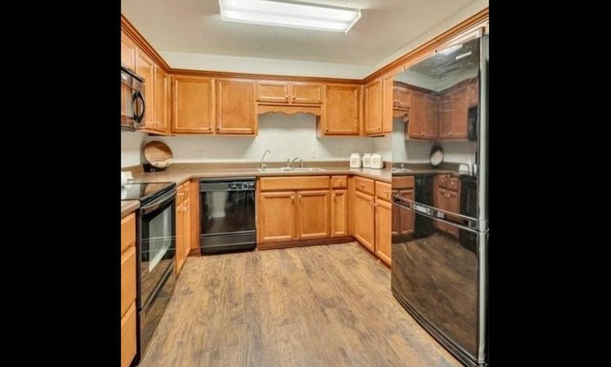 Fleming Haus | Charming house with AC in Richmond Hill - Perfect for a getaway