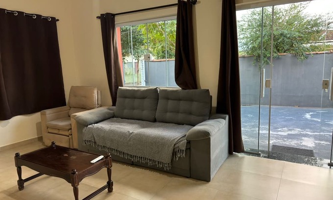 Praia do Porto Grande Haus | Casa Confortavel e bem Equipada com Piscina