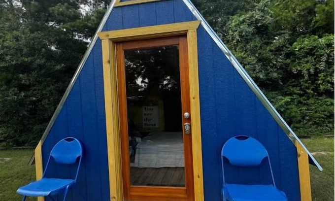 Coldspring Haus | Cozy Nature A-frame: AC, Heating, Electricity in Coldsprings