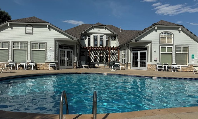 Thornton Eigentumswohnung | Cozy Condo nestled minutes from the gates of DIA!