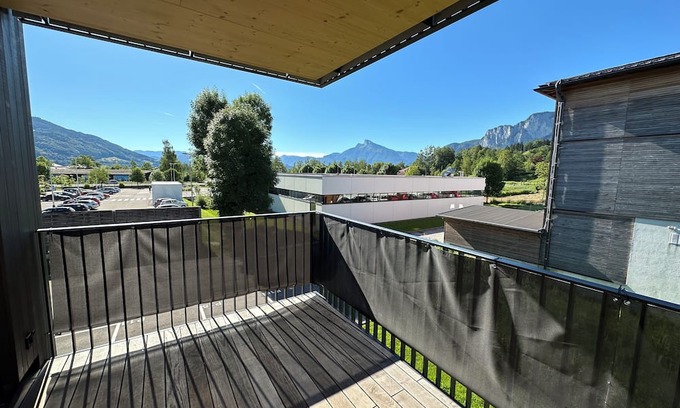 Tiefgraben Wohnung | Modern Central Apartment in Moon Lake