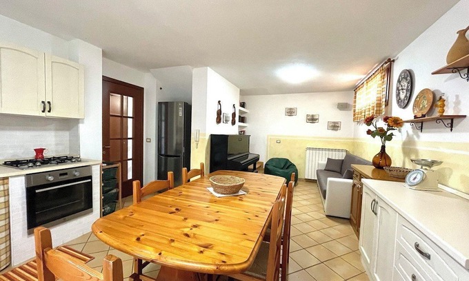 Olmedo Haus | Holiday Home 'Clhome la casa Nel Verde A Olmedo' with Private Garden and Air Conditioning
