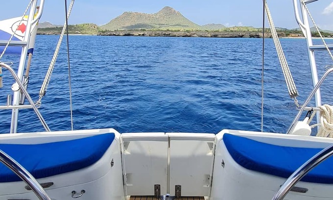 Kralendijk Bootsverleih | Stay on Sail! Live-aboard on Bonaire Unique way of Staying on the Island