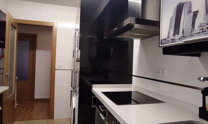 Benavente Wohnung | Ático de dos Dormitorios con Terraza y Fácil Aparcamiento