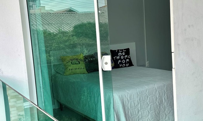 Capoeiras Haus | Quarto Confortável em Casa Grande