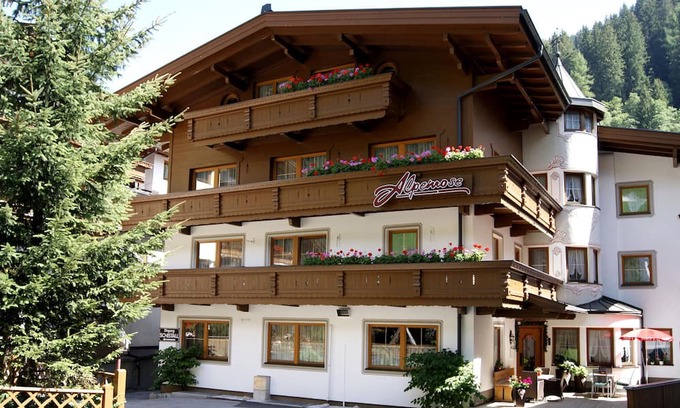 Lanersbach Wohnung | Apartment 'Appartement Himmelschlüssel' with Balcony and Wi-Fi
