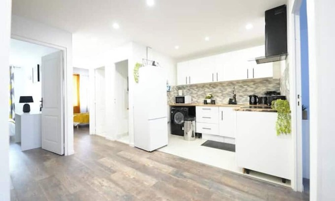 Cergy Wohnung | Cosy Appartement Refait à Neuf Avec 3 Salles D'eau