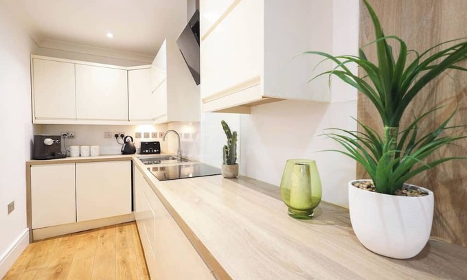 Bristol Old City Wohnung | City Centre, Spacious, Ensuite, Smart TV, Sofa Bed