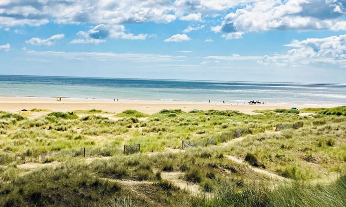 Winterton-on-Sea Hütte | Rustic Coastal Fishermans Cottage, 2 mins walk from Norfolk Beach. *NEW LISTING*