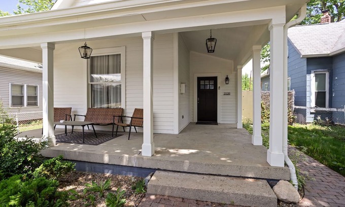 Windsor Park Haus | Windsor Manor, Beautiful Space with Great Rates