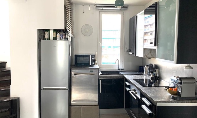 Puteaux Wohnung | Spacious, comfortable, quiet duplex apartment