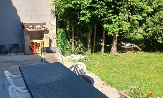 Prat-Bonrepaux Haus | Homerez - Spacious house for 8 ppl. with garden and terrace at Prat-Bonrepaux