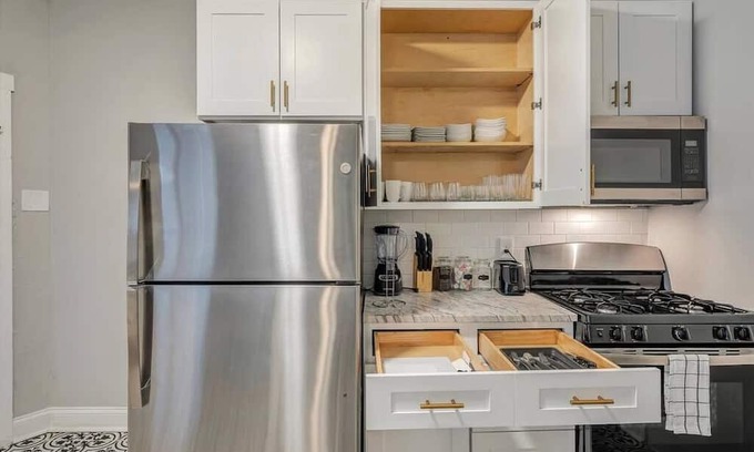 Tower Grove South Haus | Beautiful Tower Grove Unit, Recently Renovated 1N